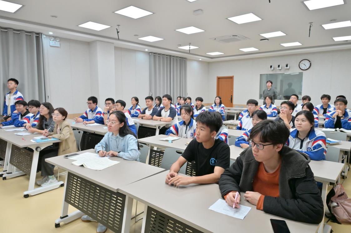 山东省济南第一中学 德育动态 济南一中举办2025年度社团述职暨评比会